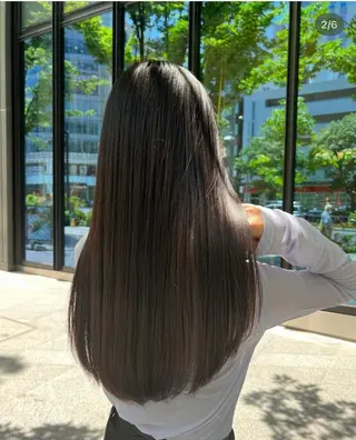 ロング K NATSUMIのヘアスタイル