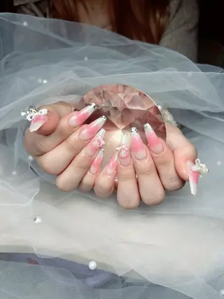 ネイル Noiranail_ studioのネイルデザイン