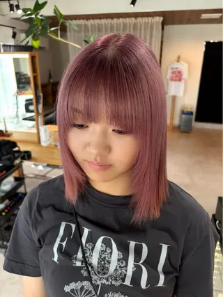 カラー aina / n.w.hのヘアスタイル