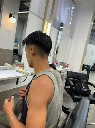 ショート メンズ 渡 汐音のヘアスタイル