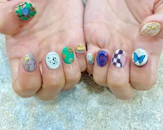 ネイル 安藤 彩乃のネイルデザイン