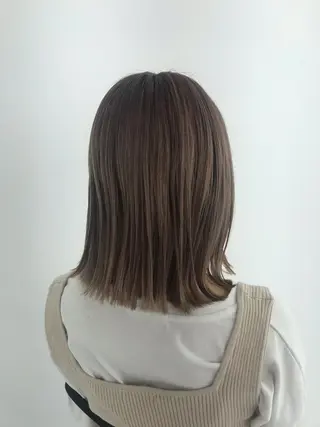 ミディアム aoi ♡グレージュ ・ベージュカラーのヘアスタイル