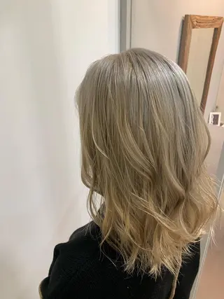 ミディアム カラー あべ ゆうかのヘアスタイル