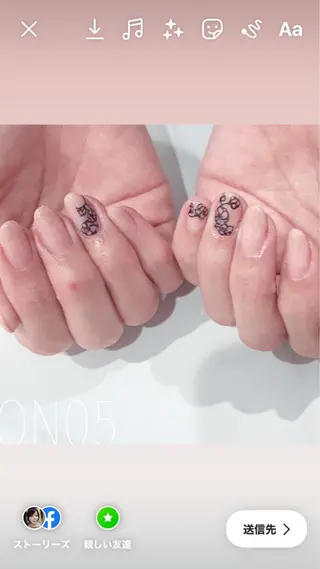 ネイル 園 寛子 （ネイリスト）のネイルデザイン