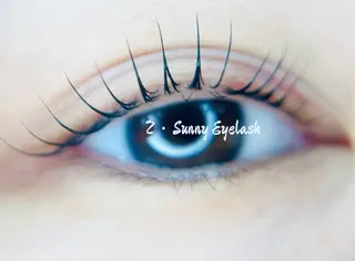 パーマ Z • Sunny eyelash 【ゼットサニーエアラシュン】所属・Yuki Yukiのマツエク・マツパデザイン