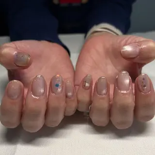 ミディアム RISE所属・RISE 実紗のネイルデザイン