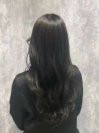 ロング カラー shiori/透明感 /顔周り/髪質改善のヘアスタイル