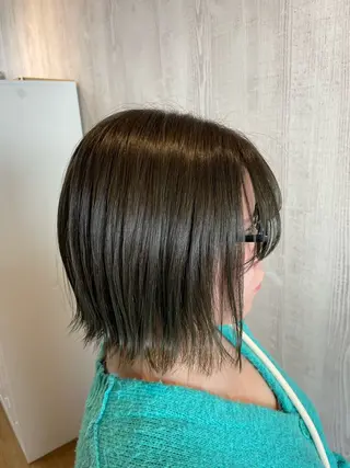ショート カラー ヘアアレンジ HUENEST アカデミーサロンのヘアスタイル