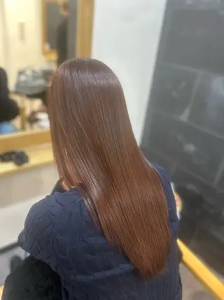 ロング カラー 黒崎 日菜のヘアスタイル