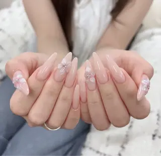 ネイル Luna Glade Nail Salon所属・Luna Gladeのネイルデザイン