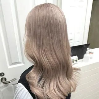 カラー 🪽ハイトーン/ 艶カラー🪽yutoのヘアスタイル