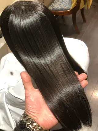 ロング 山中 優 🎨大人艶colorのヘアスタイル