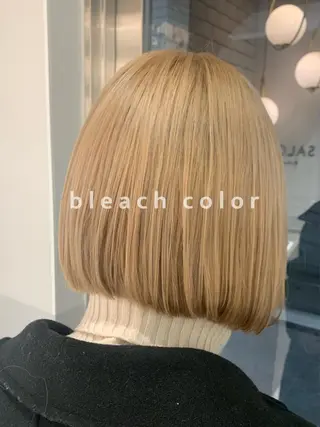 ミディアム カラー RINA🧤 デザインとボブのヘアスタイル