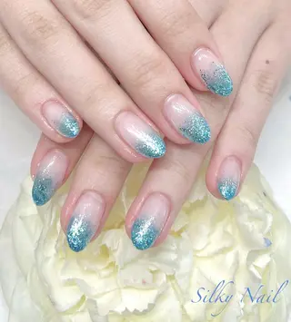 ネイル Silky_nail Sの眉毛・アイブロウイメージ
