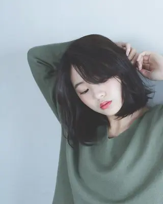 ショート ミディアム conne& ririのヘアスタイル