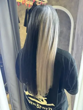 セミロング カラー エクステ×ブリーチ 😈一ノ瀬千暁😈のヘアスタイル
