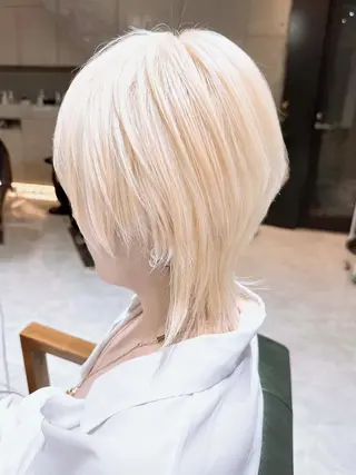 ショート ヘアアレンジ カラー 𝐑𝐈𝐍𝐊𝐀 🐷🖤のヘアスタイル