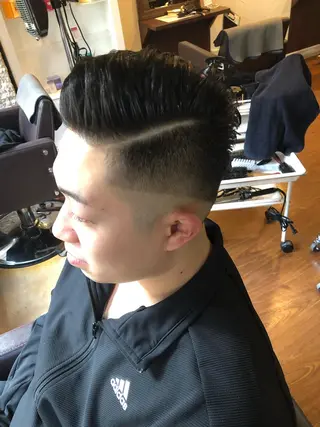 ショート メンズ シェアサロン ルレイルのヘアスタイル