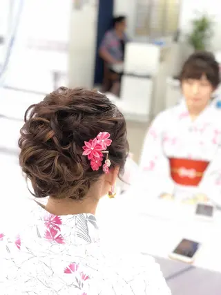 セミロング laera 佐藤のヘアスタイル