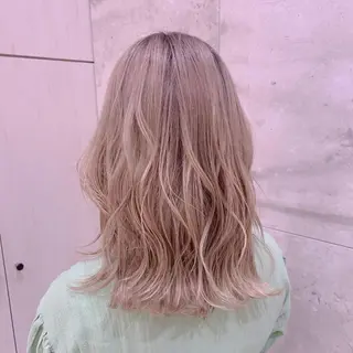 カラー 韓国🇰🇷透明感 ERIのヘアスタイル