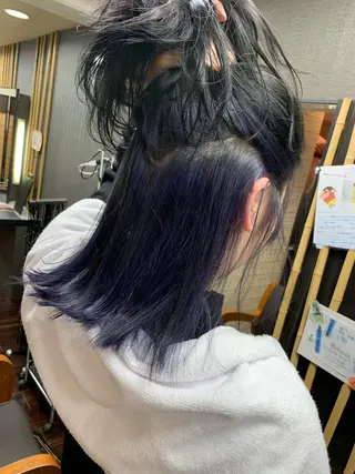 ミディアム サロンドルナ所属・脱白髪染め カミタニのヘアスタイル
