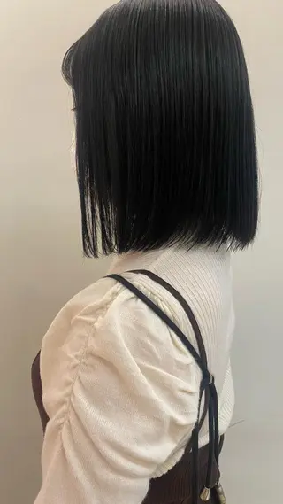 カラー YUMA🪽 /ボブ/レイヤーのヘアスタイル