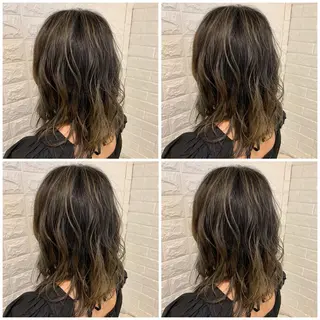 セミロング カラー ハイトーン/ブリーチ 山崎　悠次のヘアスタイル