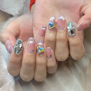 ネイル Jewel. 🥀misatoのマツエク・マツパデザイン