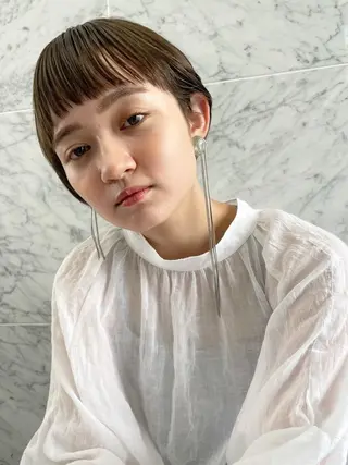 ショート カラー 福士 愛里のヘアスタイル