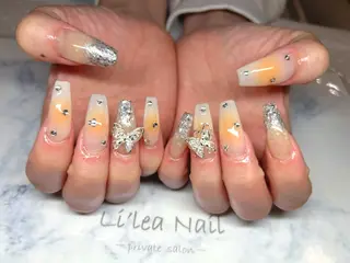ネイル Li'leaNail AINAのネイルデザイン