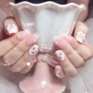 ネイル Yudia Momokaのネイルデザイン