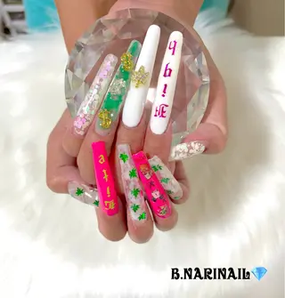 ネイル b.nari nailのネイルデザイン