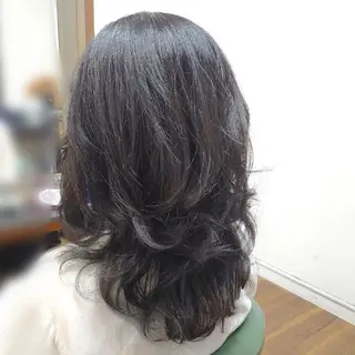 ロング 渡辺 康行のヘアスタイル
