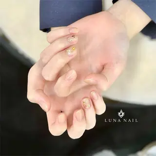 ネイル アトリエ　ミモザ所属・いまむら あかりのネイルデザイン