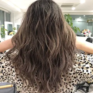 ミディアム カラー JILBLAN京都 ショート/ハイライトのヘアスタイル