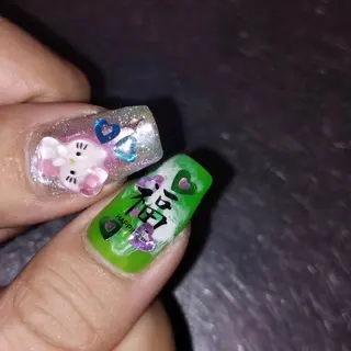 ネイル 424 nailsのネイルデザイン