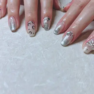 ネイル Cozy_ ilumのネイルデザイン