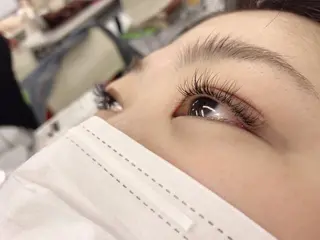 マツエク・マツパ 石渡このみ 🍊レイヤーカットのヘアスタイル