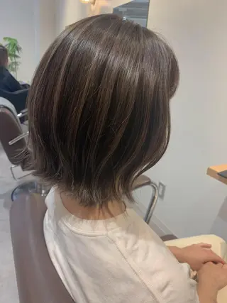 ショート カラー MIA 菅原のヘアスタイル