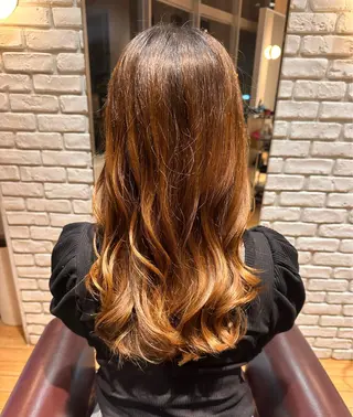 ロング カラー Ley所属・松浦 麻衣のヘアスタイル