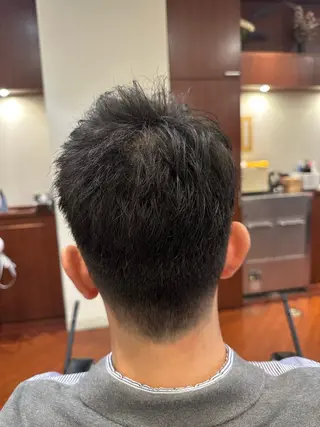 ショート 高木 龍之介のヘアスタイル