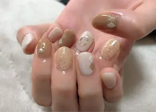 ネイル t. yoshizawaのネイルデザイン