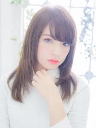 ショート ミディアム セミロング ロング カラー パーマ ヘアアレンジ メンズ キッズ ネイル まつエク アンブレラカラー💫 フェイスフレーミングのヘアスタイル