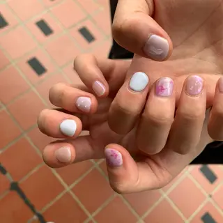 ネイル ウスイマイコ カット/ケアカラーのヘアスタイル