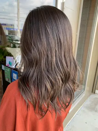 ミディアム カラー 山本 貴弘のヘアスタイル