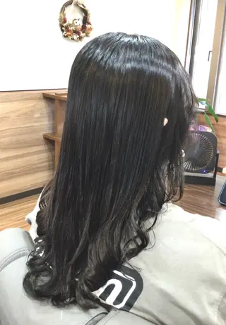 ロング カラー Annon プライベートサロンのヘアスタイル