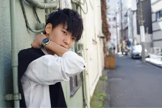 ショート フジサキ ハヤトのヘアスタイル