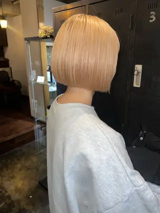 ショート カラー ハイトーンカラー🍑 心斎橋のヘアスタイル
