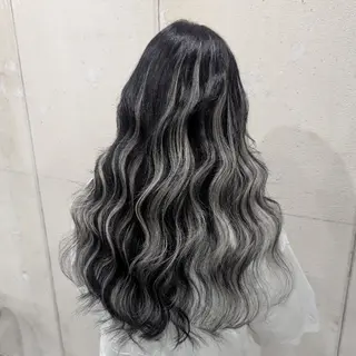 ロング 高見 凌のヘアスタイル