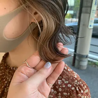 ミディアム ウスイ ハルカのヘアスタイル